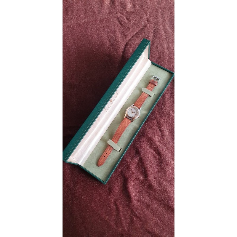 gucci watch original