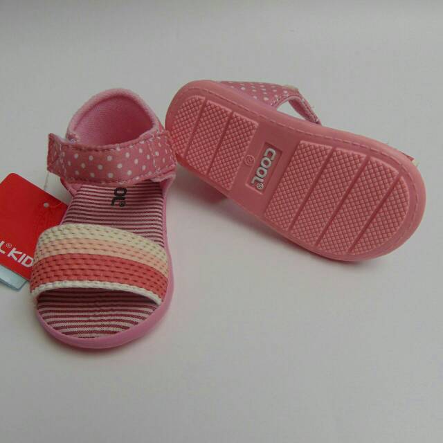 Sepatu Anak Perempuan CoolKids
