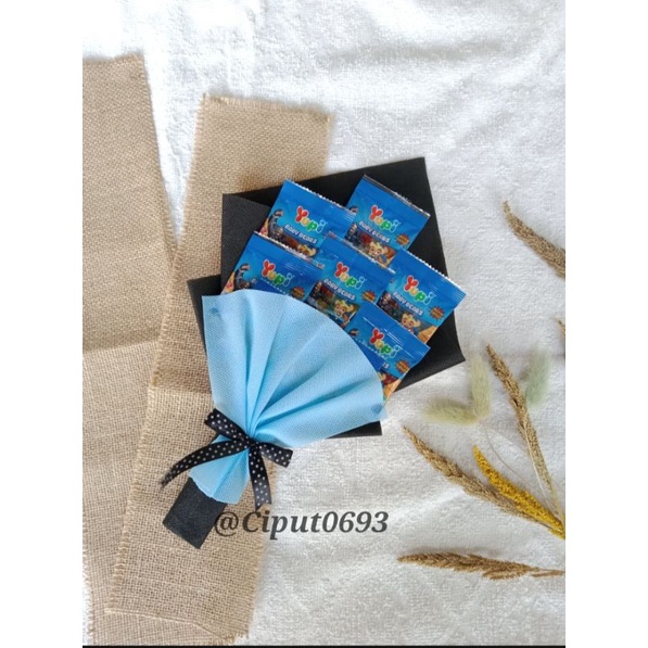 

(READY) BUCKET SNACK/ BUCKET PERMEN / YUPI / KADO WISUDA