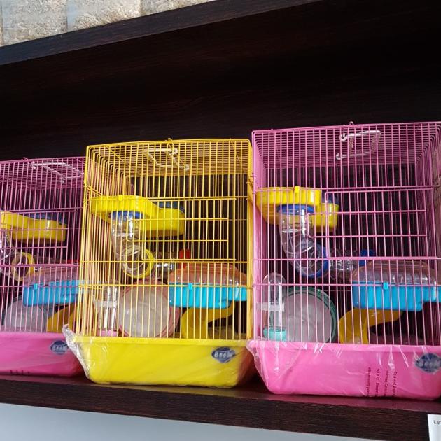 Kandang Hamster besar 3 tingkat warna pink