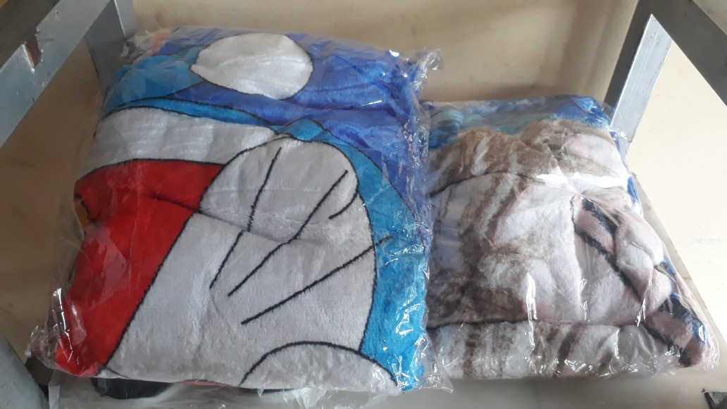 Selimut Anak-anak Karakter Doraemon Biru