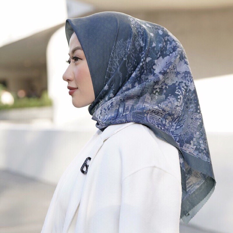 Buttonscarves New York Series Dumbo