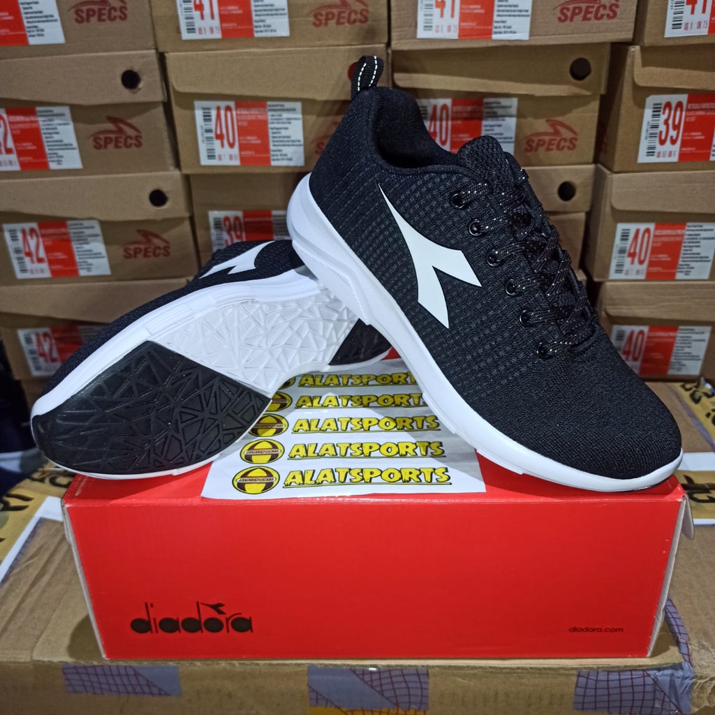 Diadora X RUN LIGHT 5 W DIA175609406Sepatu Running Wanita Original