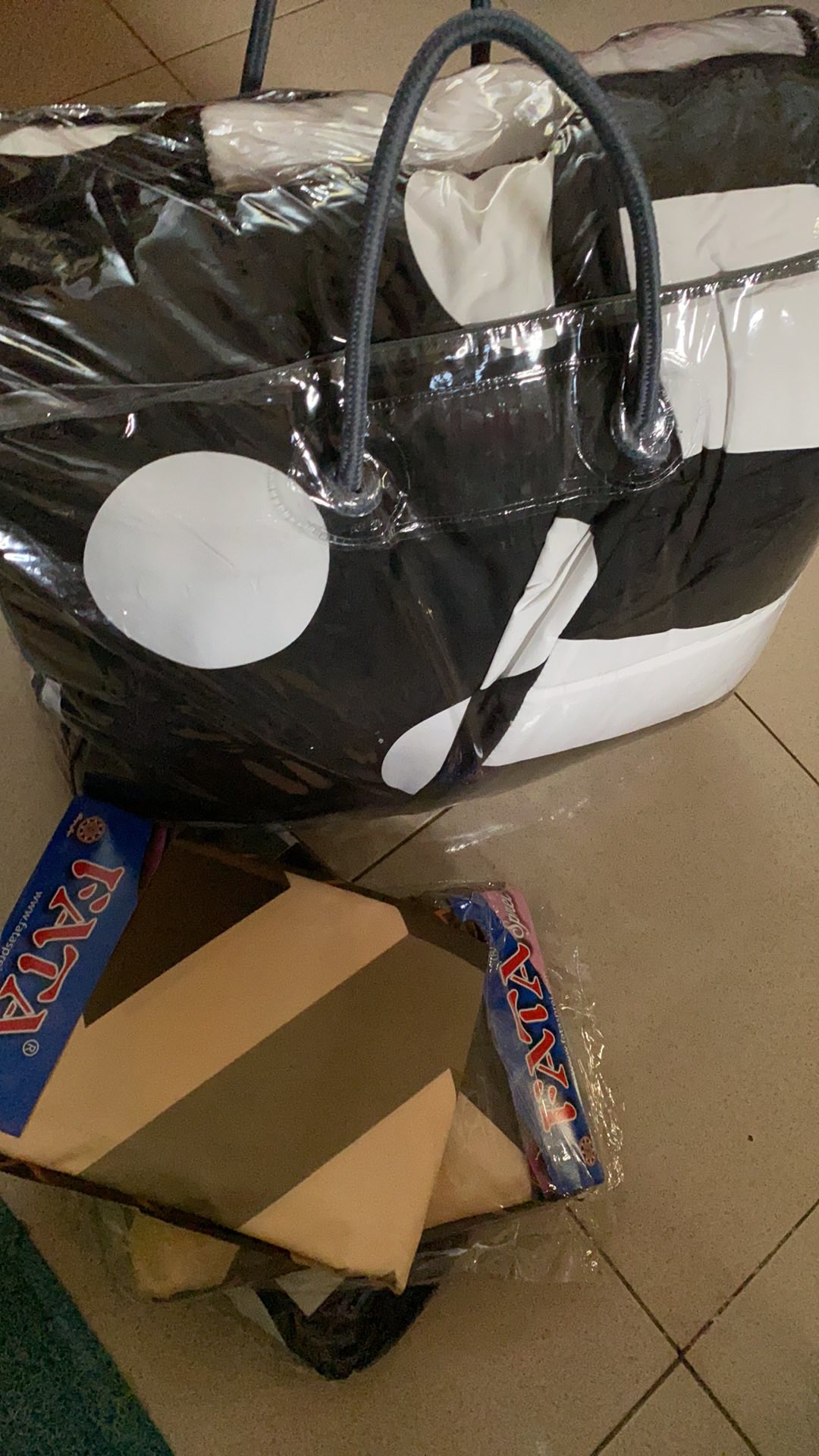 Fata Signature_bedcover Fata Signature Black Stripe 180x200/160x200