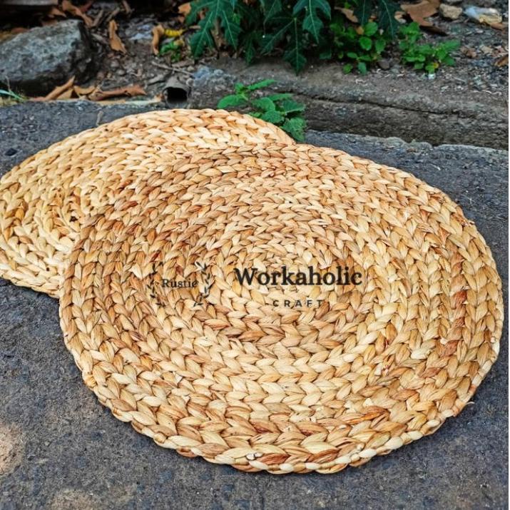 

Model Populer Placemate Eceng Gondok Dekorasi Dinding Property Foto Aesthetic