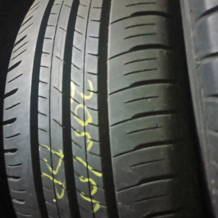 BAN MOBIL 205-55-16 R16 copotan seken bekas