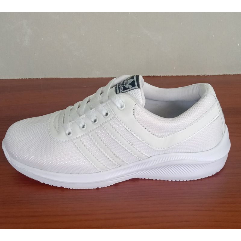 sepatu sneakers adidas full white adidas running putih polos