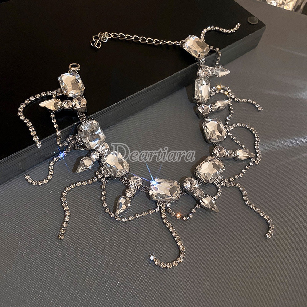 Kalung Rantai Klavikula Hias Berlian Rumbai Gaya Eropa Dan Amerika