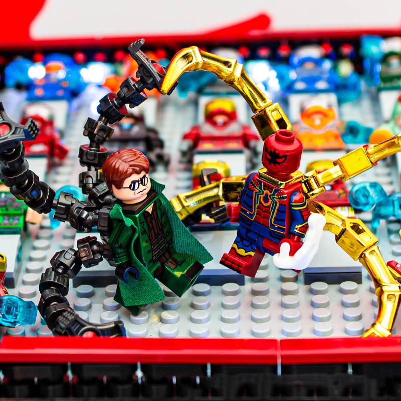 Dr. Dr. Sepasang Anting Gantung Panjang Tusuk Motif Geometri Aksen Hollow Untuk Perhiasan Wanita Mainan Action Figure Minifigures Spiderman Marvel Superhero Avengers Lengan Robotik XH1833