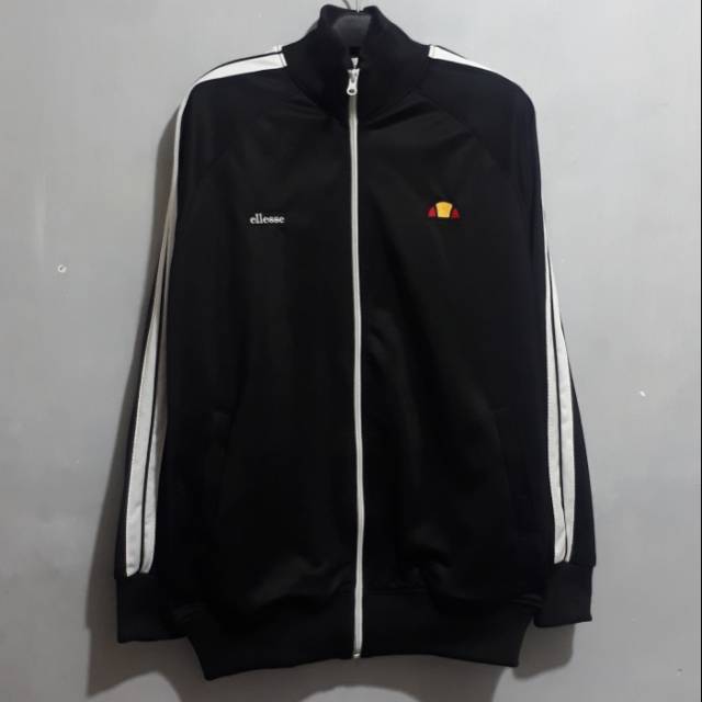 Jaket tracktop casual ellesse carvino hitam