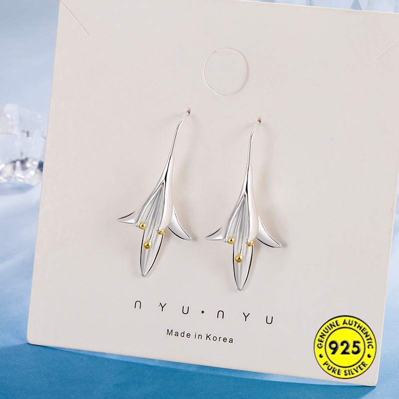 Anting Bentuk Bunga Lily Tiga Dimensi Bahan Sterling Silver Gaya Retro Untuk Wanita