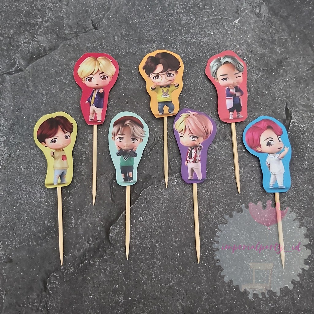Cake Cupcake Topper Tusukan Kue BTS BT21 Army Chibi Idol Kartun