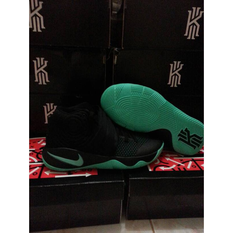 Hot Model Terbaru NIKE KYRIE 2 GREEN GLOW
