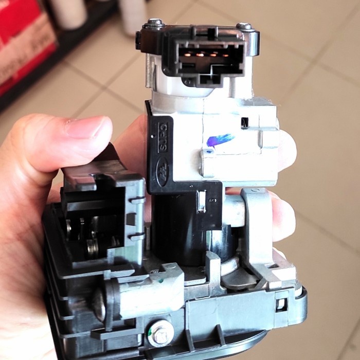 KUNCI KONTAK VARIO 125 LED TOMBOL JOK 35100-K60-B61