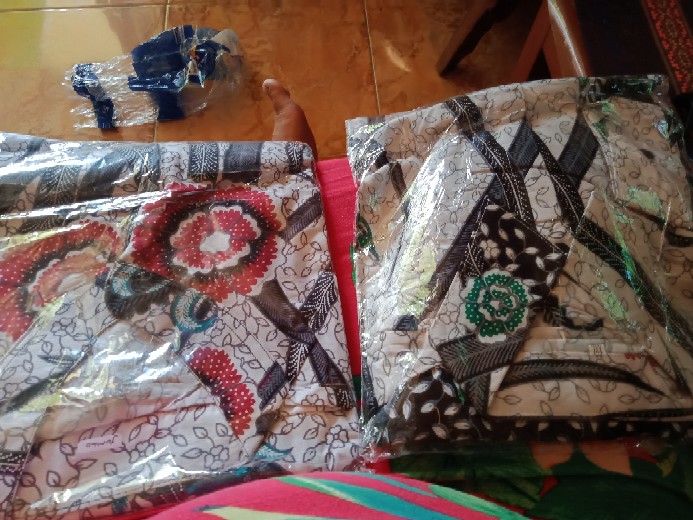 Batik Couple Keluarga Sania Ruffle Ori Ndoro Jowi Dnt Ilalang Putih