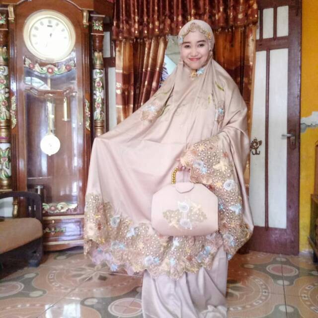 Mukena Renda Dewasa Terbaru 2020/ Mukena Sutra Premium Bordir/ Mukena Dewasa Bordir Azizah Prt6