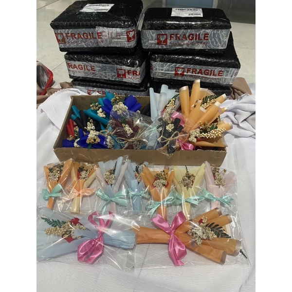 [READY/ BUKET MINI BUNGA KERING/BUKET WISUDA/ MINI BUNGA EDELWEIS UKURAN 18×12 CM]