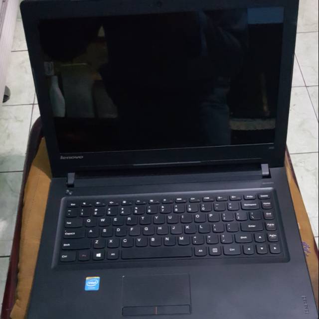 Laptop Lenovo Ideapad 300