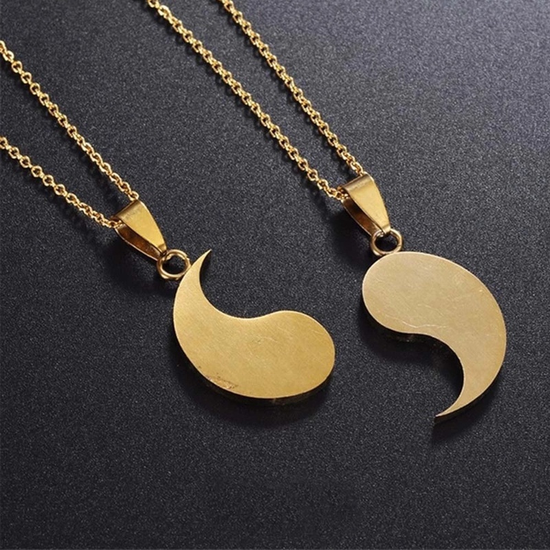 2pcs / Set Kalung Rantai Klavikula Dengan Liontin Puzzle Tai Chi Untuk Pria Dan Wanita