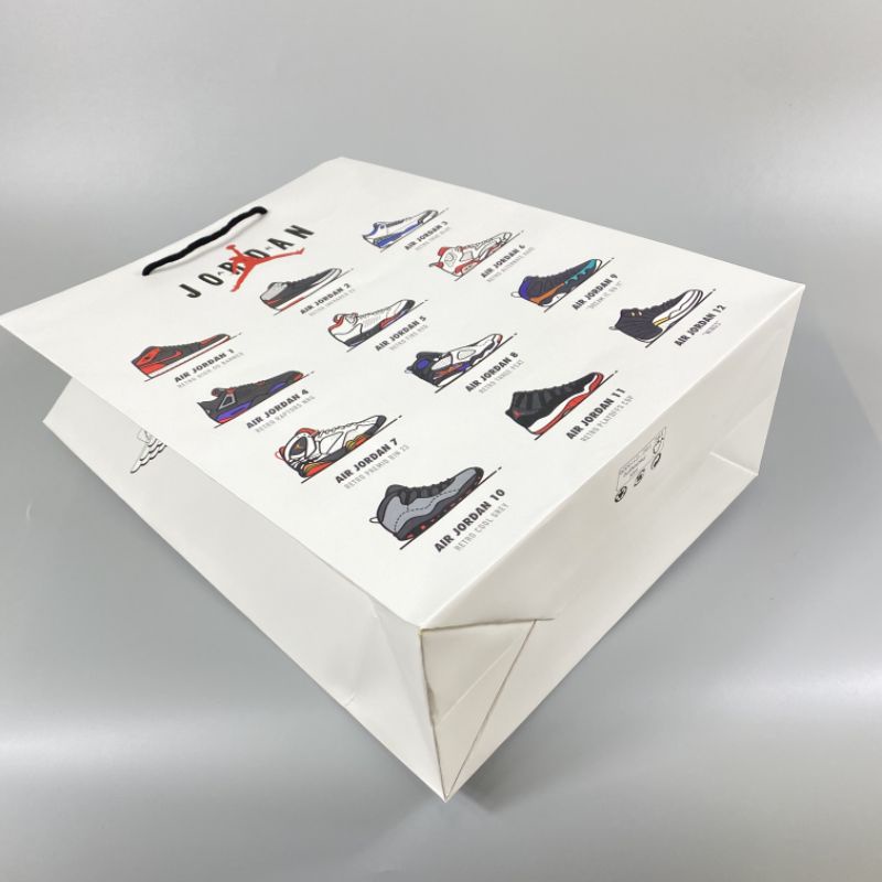 

Nike Air Jordan paper bag Original