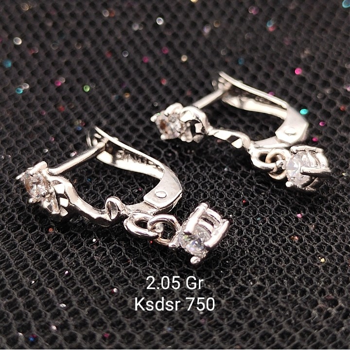 Anting Emas 17 K - 2.05 Gr Kadar 750 - 2058