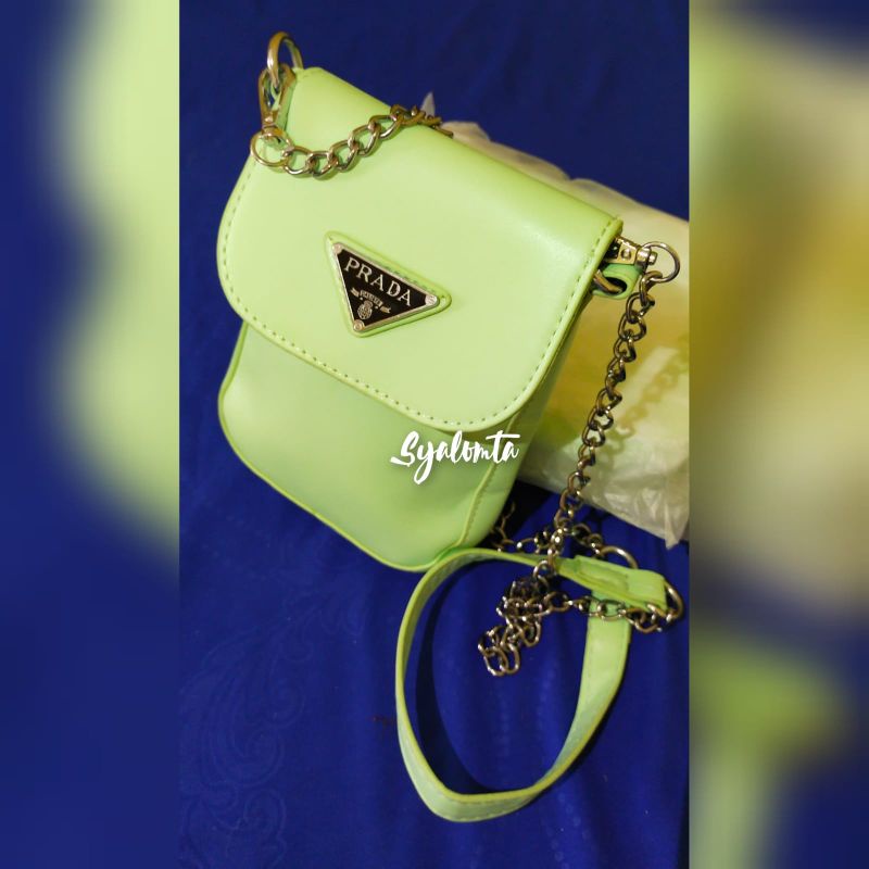 Prada / Tas hp / Tas dompet / tas selempang wanita terbaru model import Sling Bag