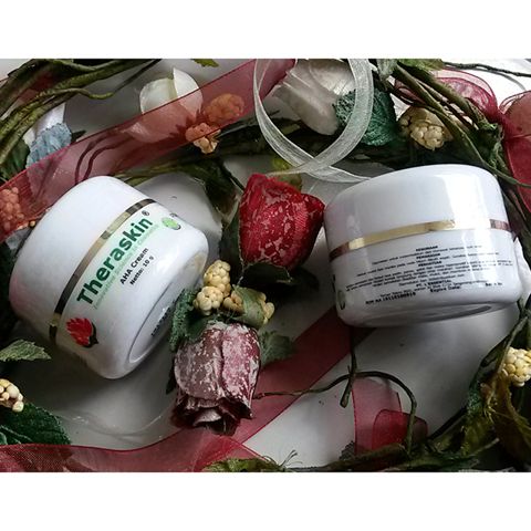 THERASKIN AHA CREAM - PELEMBAB UNTUK KULIT FLEK