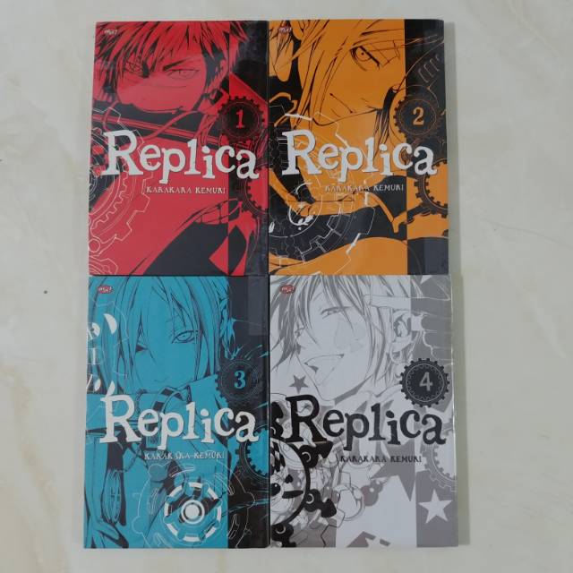 Set komik Replica vol 1-4 (tamat) by Karakara Kemuri