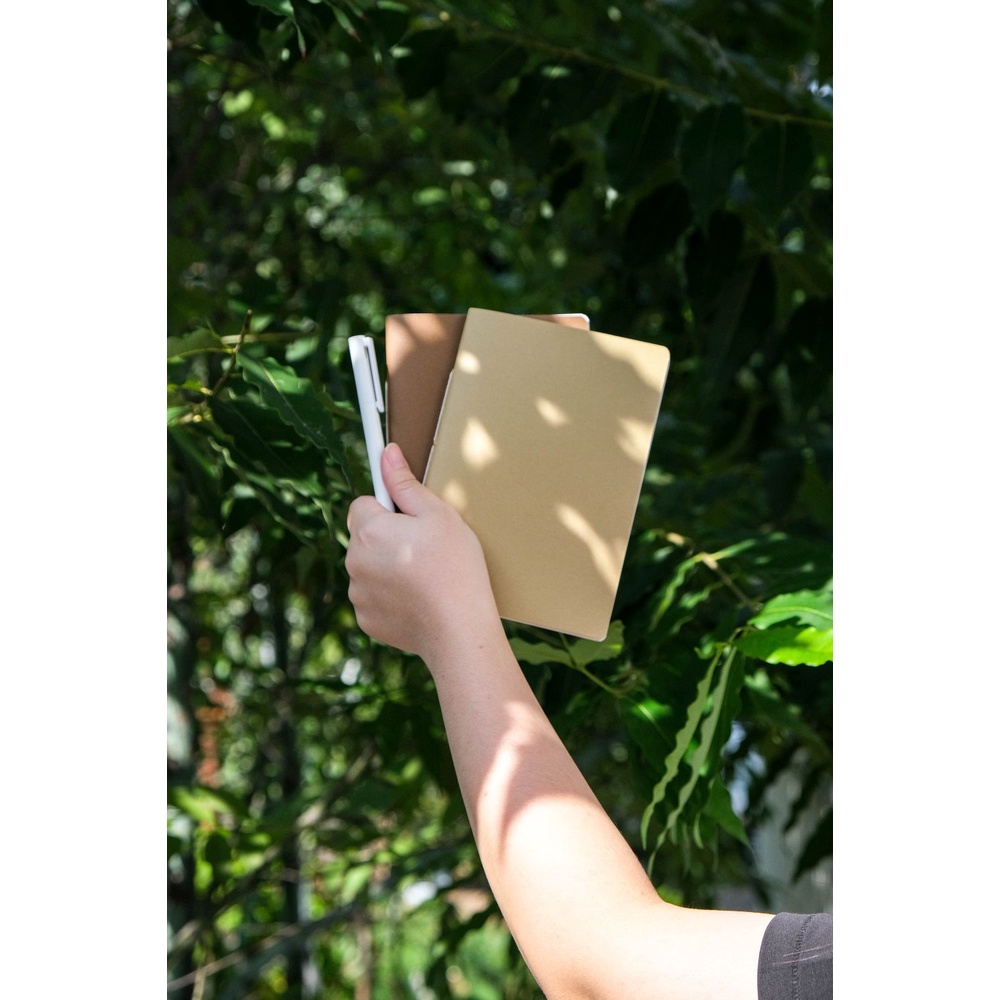 

TENO TheMiddleChild B6 Handmade Blank Notebook / Buku Tulis