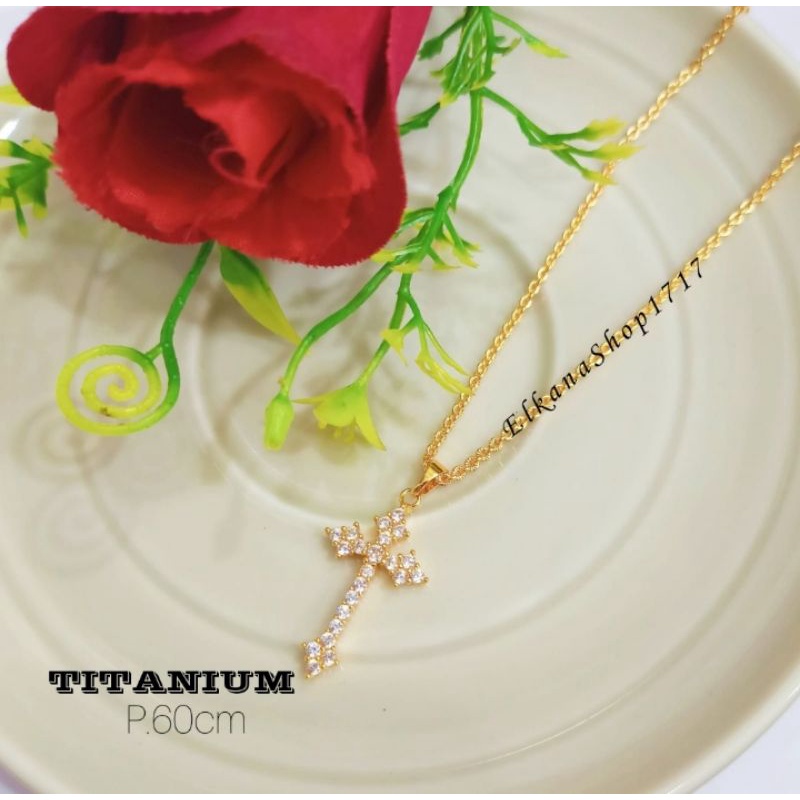 KALUNG TITANIUM SALIB PERMATA DIAMOND DESAIN SUPER MINIMALIS ELEGAN LOGAM EMAS ANTI KARAT