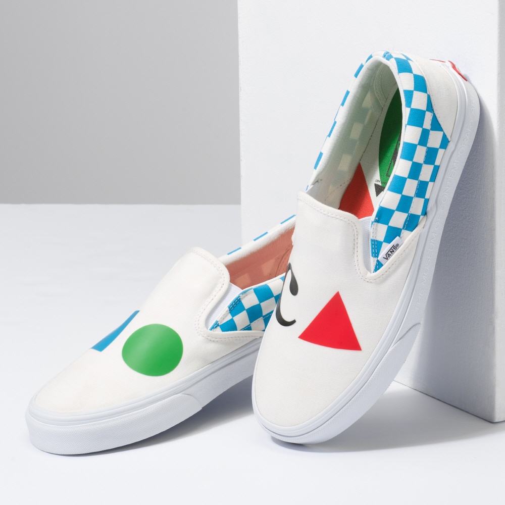 SALE DISKON! VANS SLIP-ON X MOCA LOGO CYAN “WHITE” 100% ORIGINAL BNIB