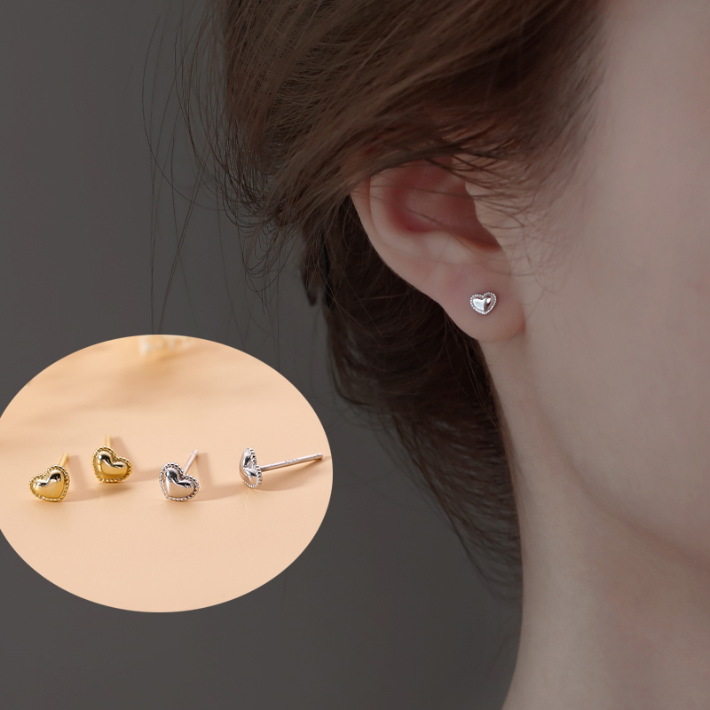 Anting Stud Wanita Bentuk Hati Gaya Korea Untuk Hadiah Ulang Tahun