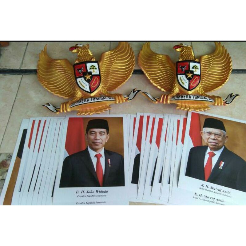

GARUDA DINDING 35