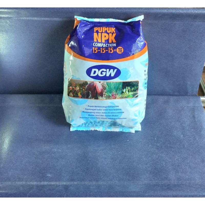 Pupuk NPK 15-15-15+TE