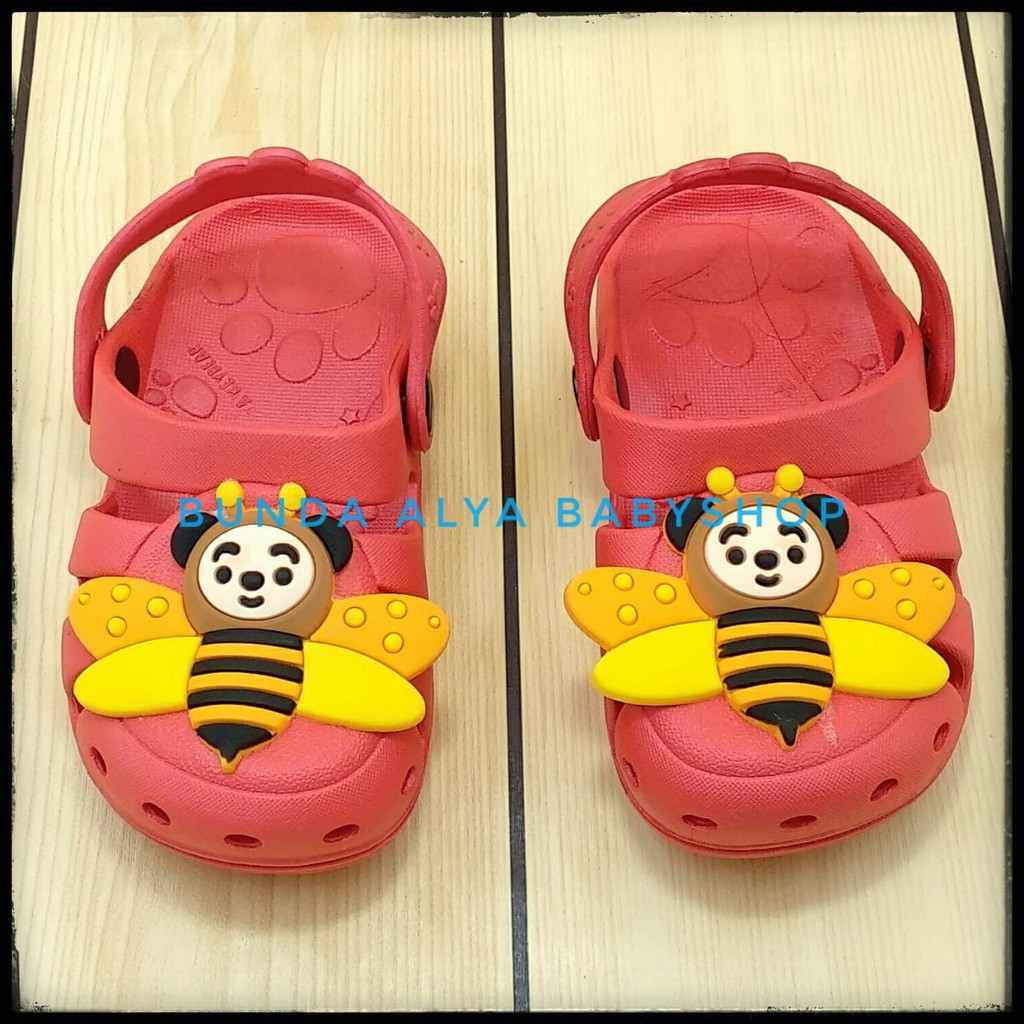 Sandal Anak Laki Karet Usia 2 3 4 Tahun MERAH BEE - Sendal Anak Cowok Cewek Karet Anti Licin Size 24-29 Motif Lebah