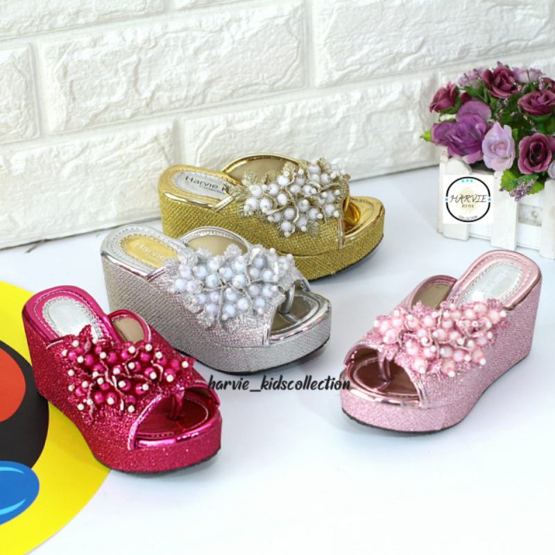 Sandal Pesta Anak Perempuan Wedges Kokop Motif Anggur / HR 011