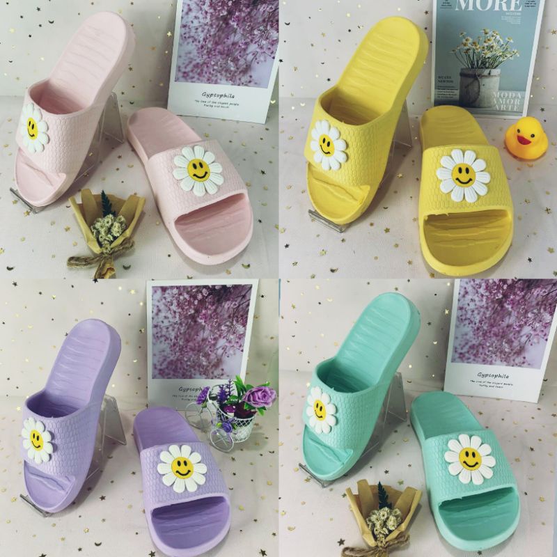 Sandal Slop Road Miniso Motif Sun Flower