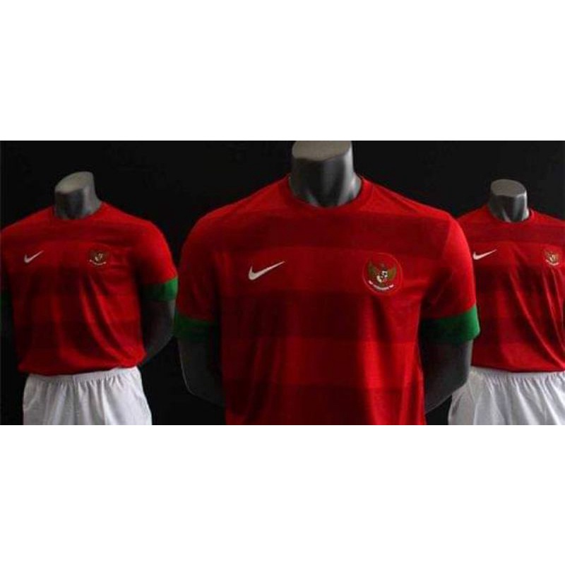 Jersey bola timnas Indonesia 2012 Retro
