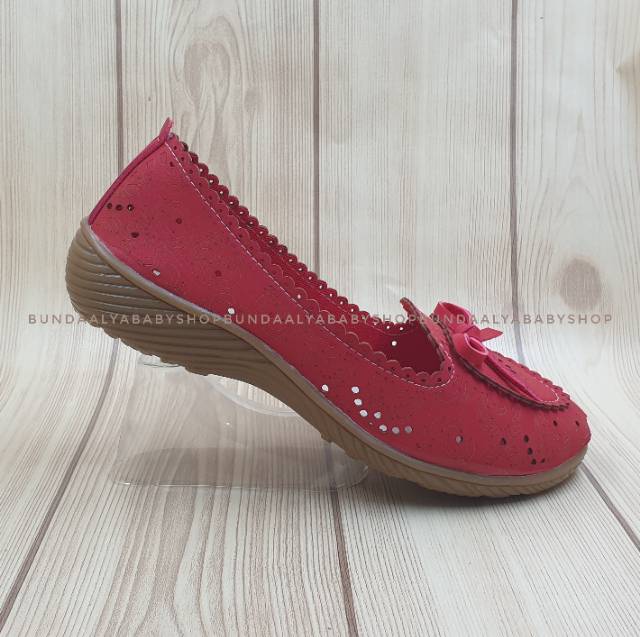 Sepatu Wanita MERAH Size 37 - 40 Sepatu Kerja Wanita - Sepatu Wanita Formal-Sepatu Slip On Perempuan