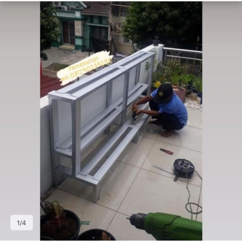 Rak Pot Bunga Baja ringan susun 3