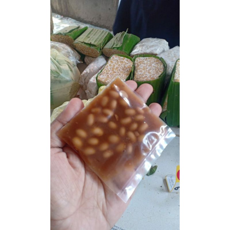

1 bungkus taucho asli (bumbu penyedap berbahan kacang kedelai asli )bergizi