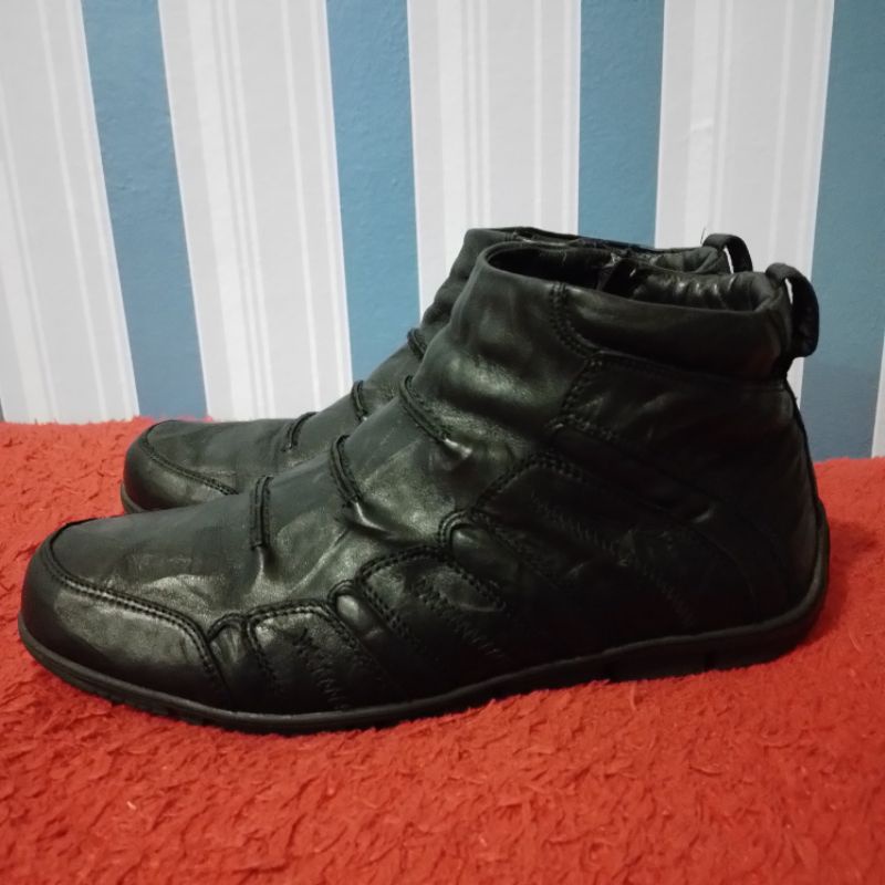 Preloved Sepatu Kulit Pria GINO MARIANI Raymond Size 43 Original Like New Warna Hitam Black Soft Com