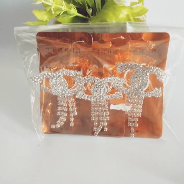 Bros ikat hijab chanel