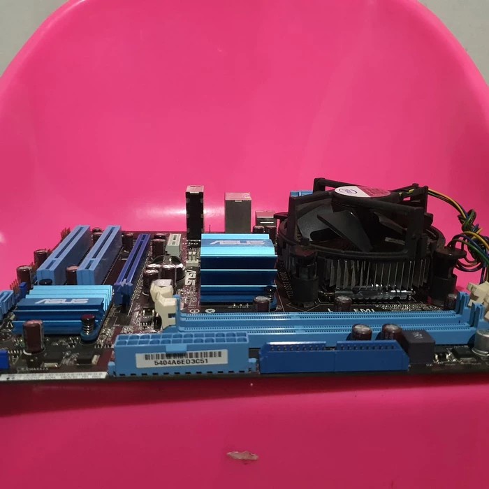 MOBO ASUS P5G41T-MLX PLUS PROC C2D E7500 PLUS FAN DDR3 SOKET 775