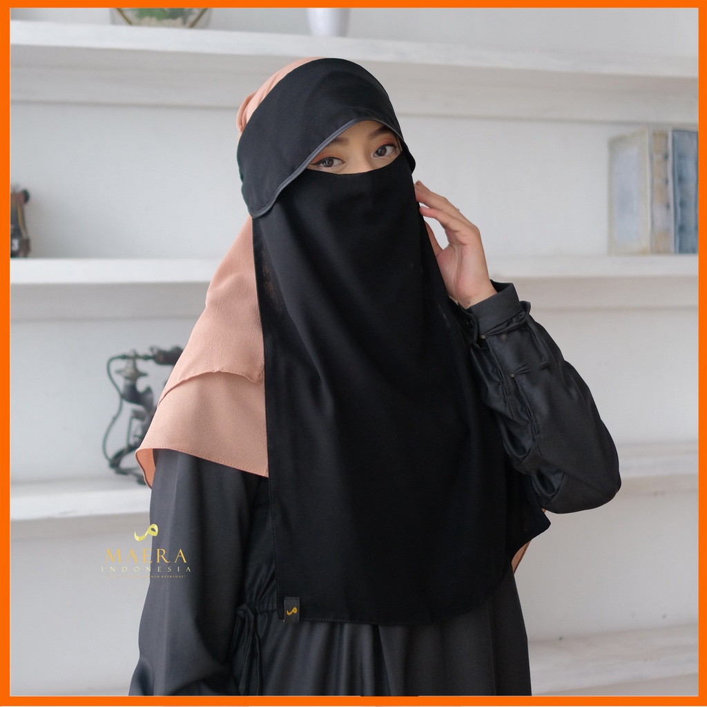 Maera Cadar Bandana JetBlack Poni List Sifon Silk Premium SALMA tanpa jahitan dibawah mata