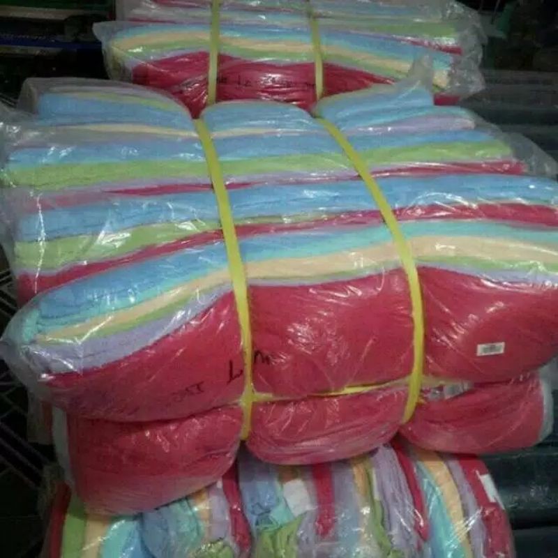 Handuk Merah Putih Dewasa