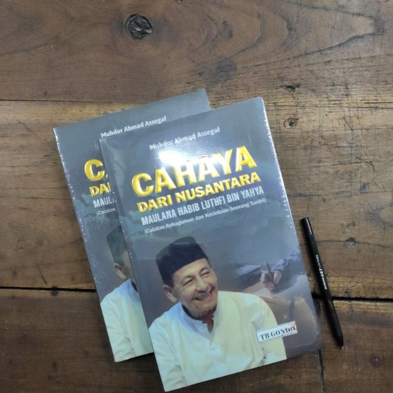 Buku Cahaya Dari Nusantara Original