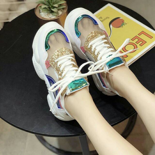 SN076 - Sepatu Sneaker Fashion Wanita Import