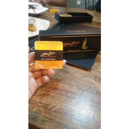 Alita Love Sabun Zaitun Plus Salmon