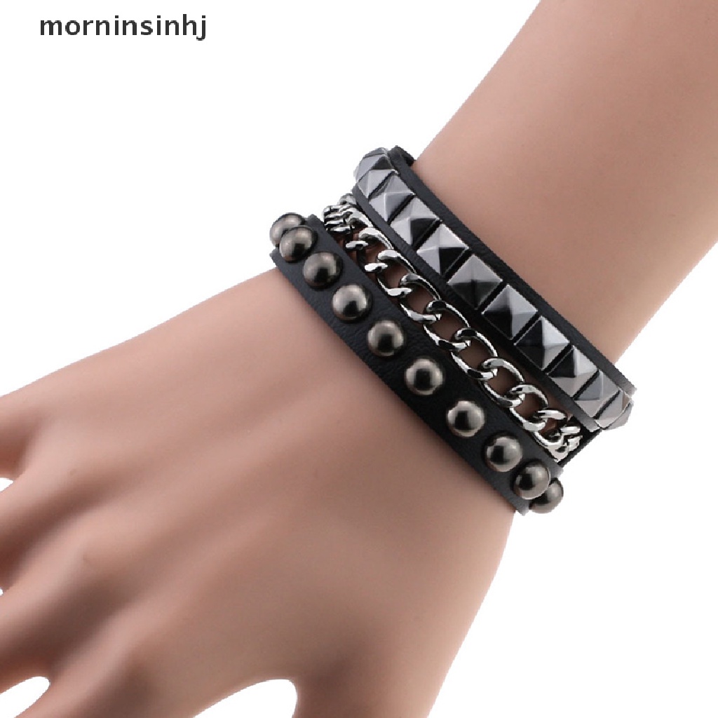 Mor Gelang Tangan Kulit Lebar Banyak Lapis Aksen Rivet Gaya Gothic Punk Untuk Wanita